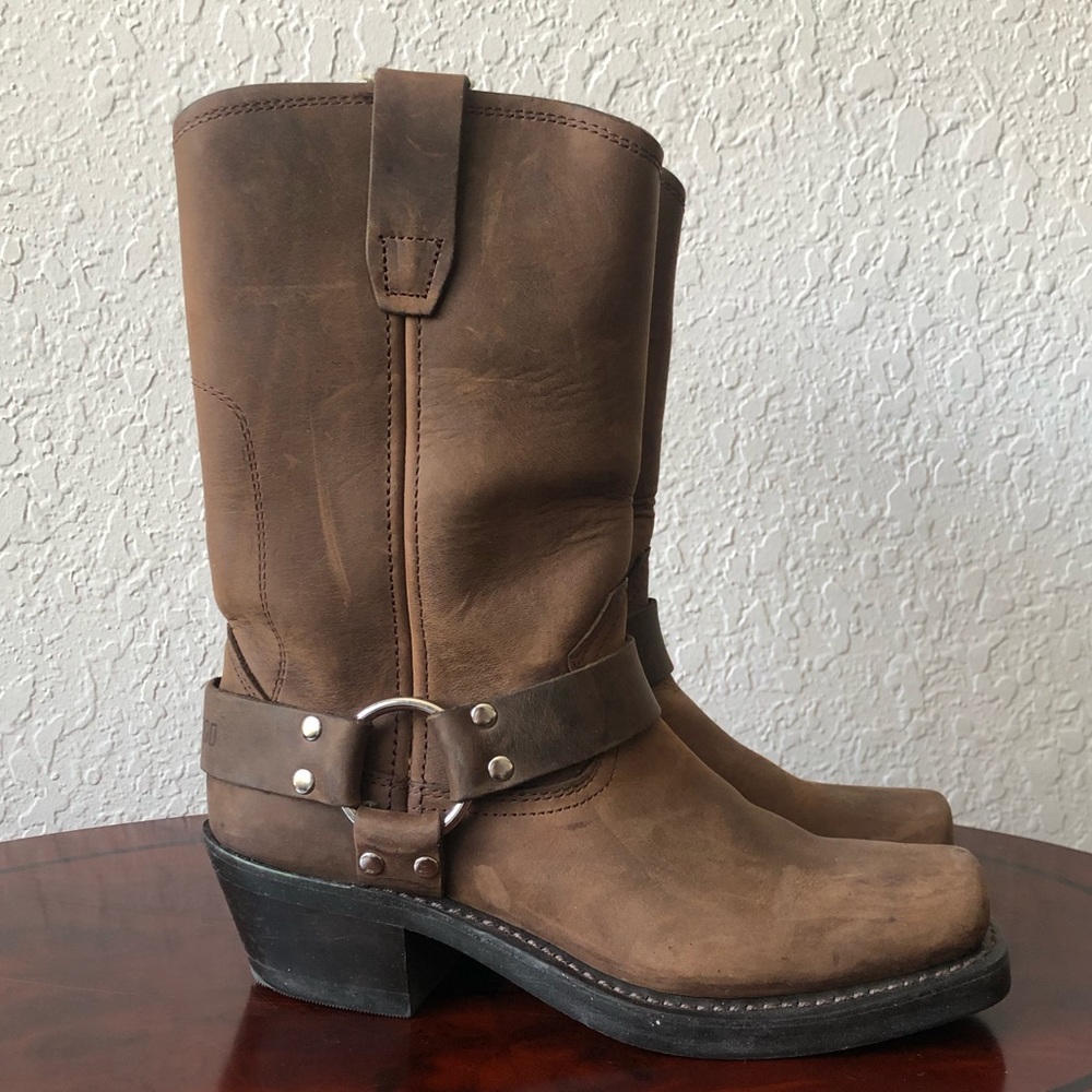 Durango Women’s Harness Boot Size 7M. Cowboy western style